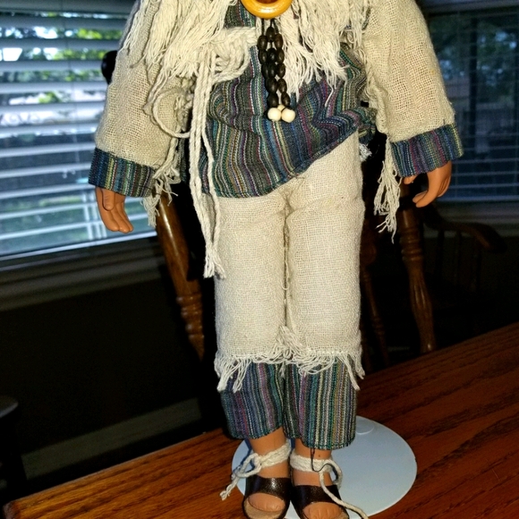 Native American Doll - Picture 3 of 6